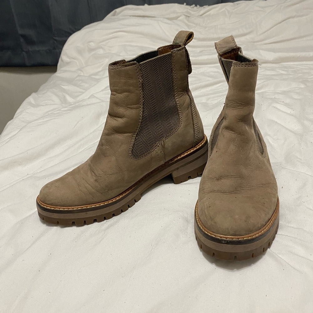 TIMBERLAND BOOTIES